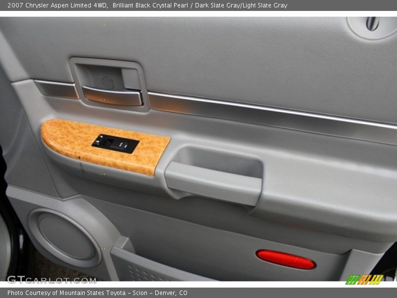 Brilliant Black Crystal Pearl / Dark Slate Gray/Light Slate Gray 2007 Chrysler Aspen Limited 4WD