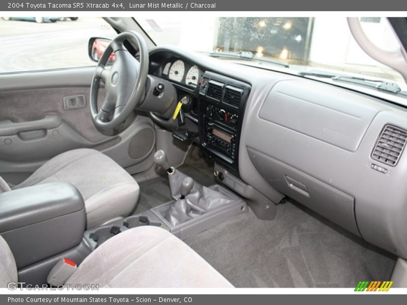  2004 Tacoma SR5 Xtracab 4x4 Charcoal Interior