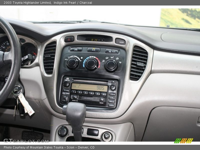 Indigo Ink Pearl / Charcoal 2003 Toyota Highlander Limited