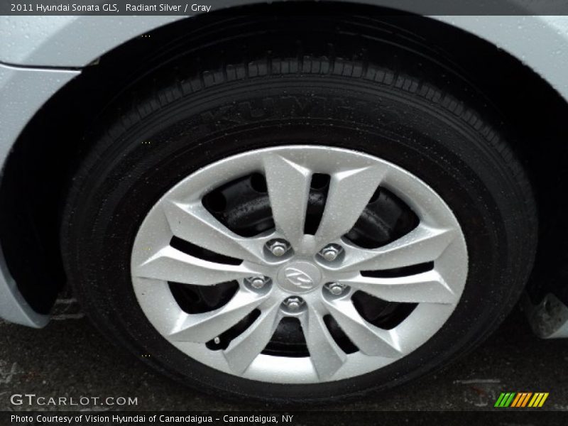Radiant Silver / Gray 2011 Hyundai Sonata GLS
