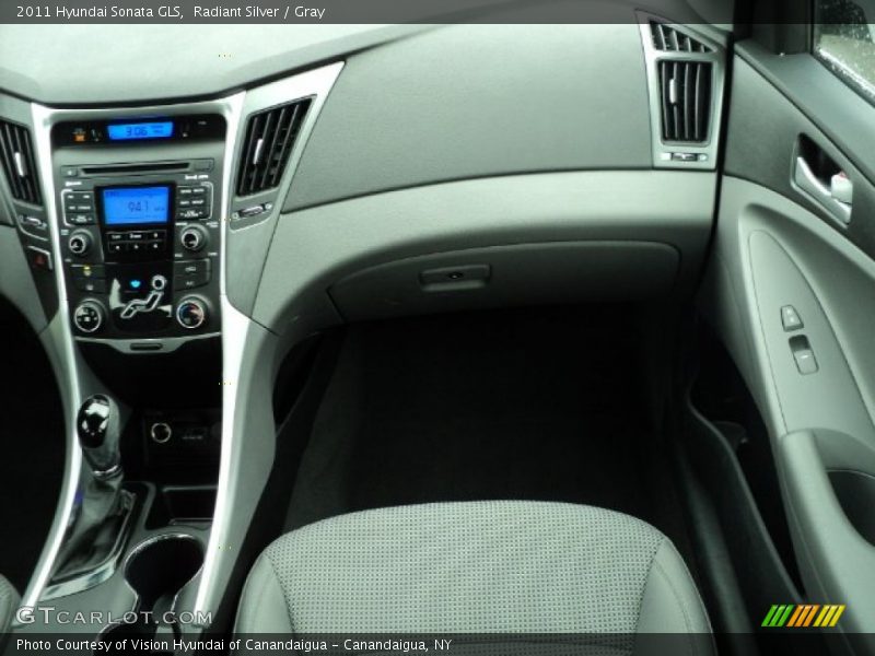 Radiant Silver / Gray 2011 Hyundai Sonata GLS
