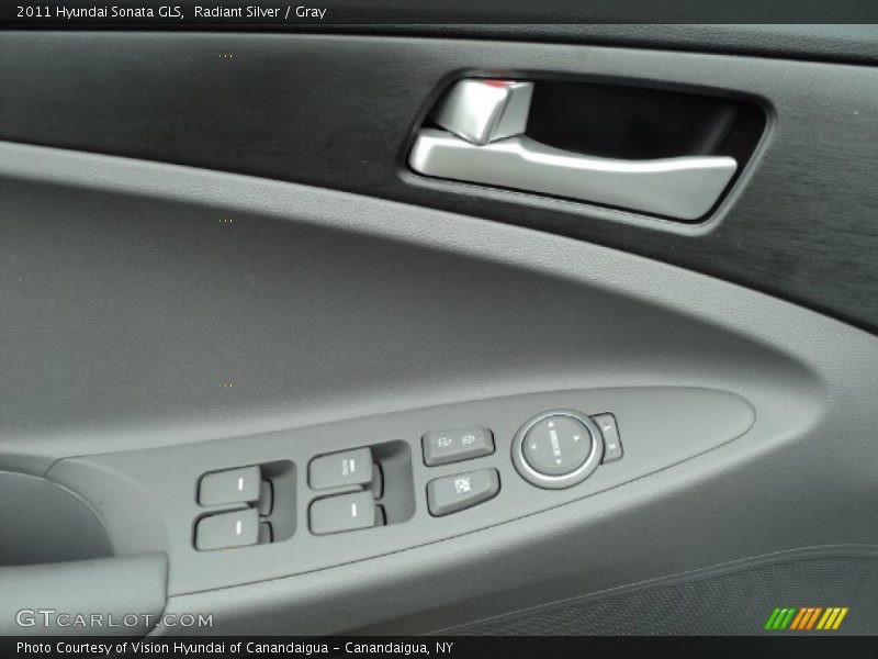 Radiant Silver / Gray 2011 Hyundai Sonata GLS