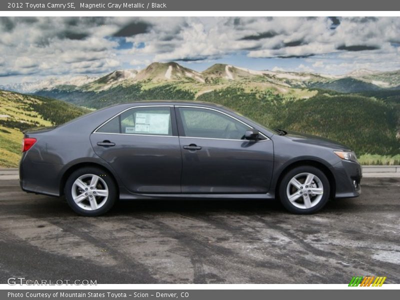 2012 Camry SE Magnetic Gray Metallic