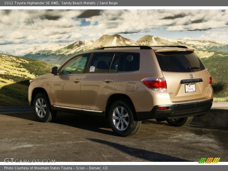 Sandy Beach Metallic / Sand Beige 2012 Toyota Highlander SE 4WD