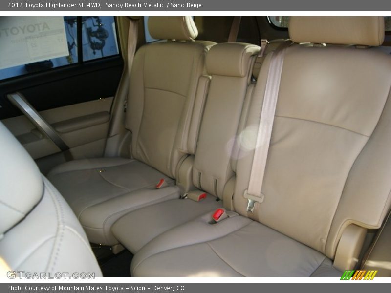 Sandy Beach Metallic / Sand Beige 2012 Toyota Highlander SE 4WD