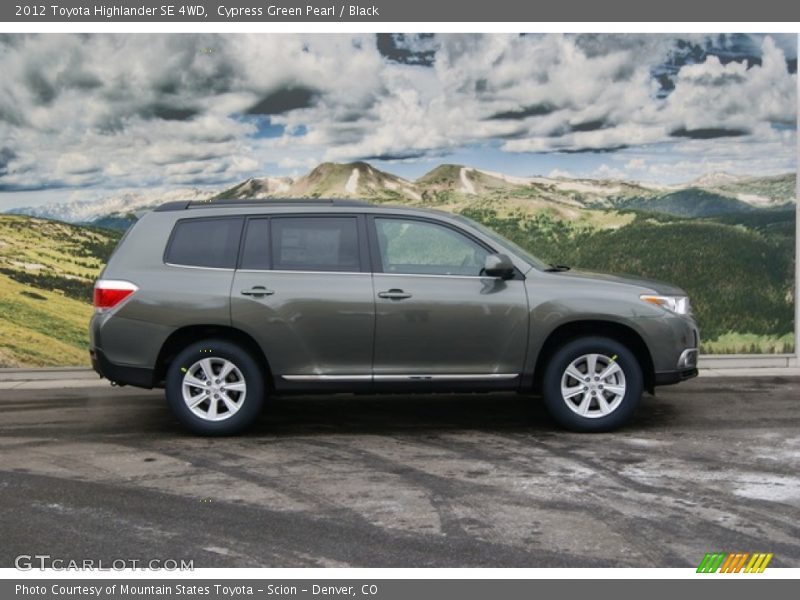 Cypress Green Pearl / Black 2012 Toyota Highlander SE 4WD