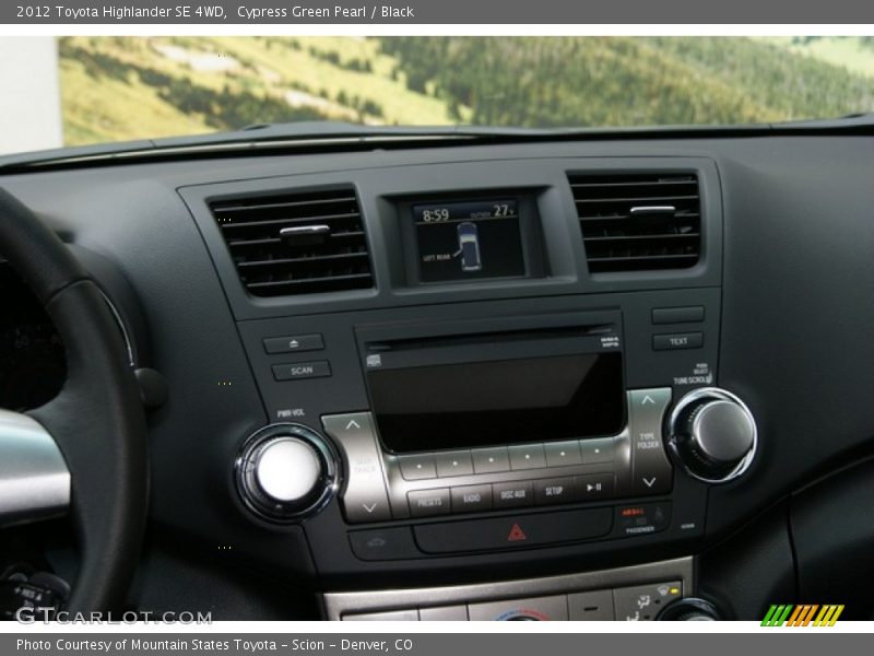 Cypress Green Pearl / Black 2012 Toyota Highlander SE 4WD