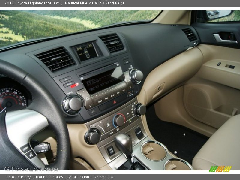 Nautical Blue Metallic / Sand Beige 2012 Toyota Highlander SE 4WD