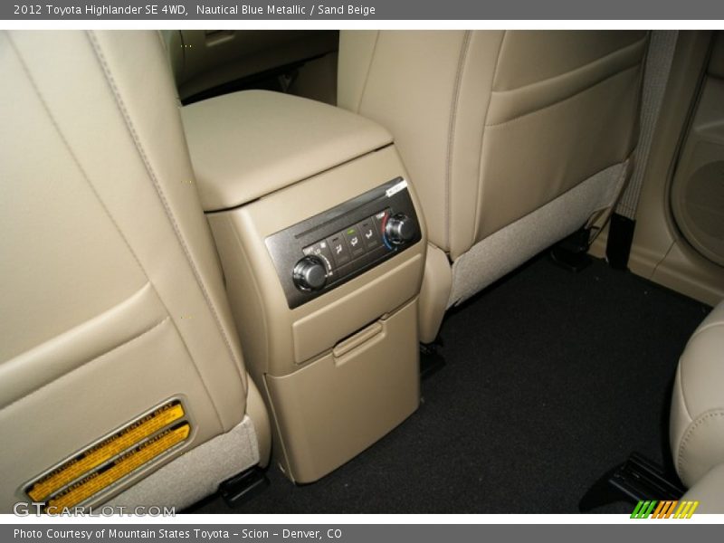 Nautical Blue Metallic / Sand Beige 2012 Toyota Highlander SE 4WD