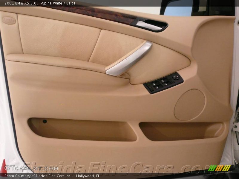 Alpine White / Beige 2001 BMW X5 3.0i