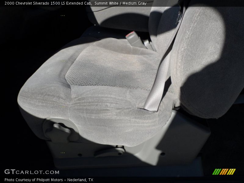 Summit White / Medium Gray 2000 Chevrolet Silverado 1500 LS Extended Cab