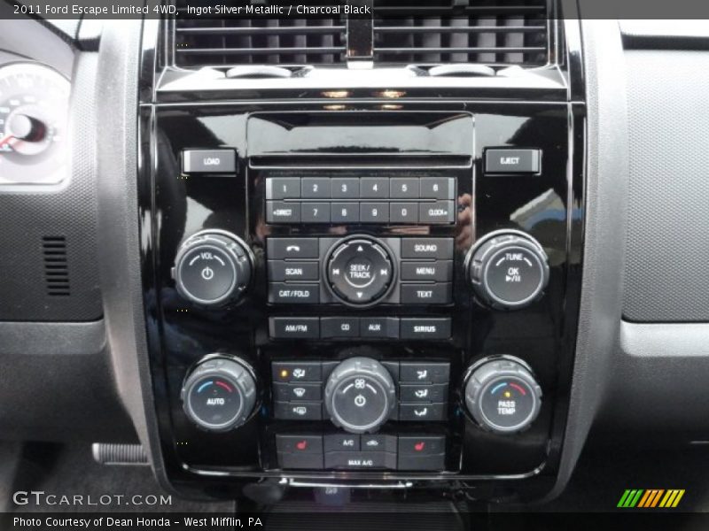 Ingot Silver Metallic / Charcoal Black 2011 Ford Escape Limited 4WD