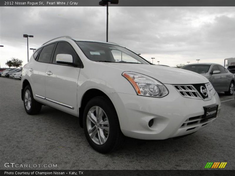 Pearl White / Gray 2012 Nissan Rogue SV