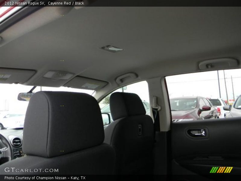 Cayenne Red / Black 2012 Nissan Rogue SV