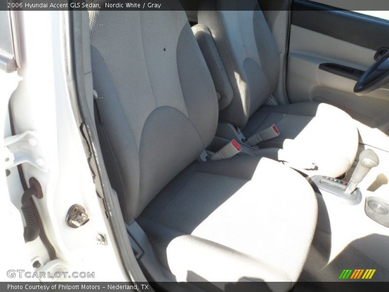 Nordic White / Gray 2006 Hyundai Accent GLS Sedan