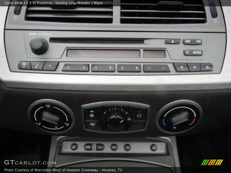 Controls of 2004 Z4 3.0i Roadster