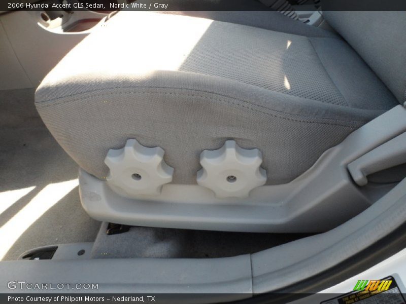 Nordic White / Gray 2006 Hyundai Accent GLS Sedan