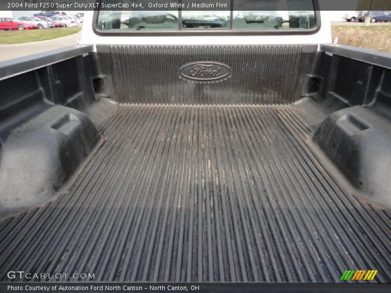 Oxford White / Medium Flint 2004 Ford F250 Super Duty XLT SuperCab 4x4