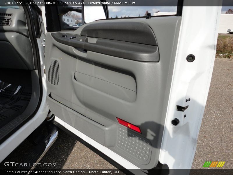 Oxford White / Medium Flint 2004 Ford F250 Super Duty XLT SuperCab 4x4