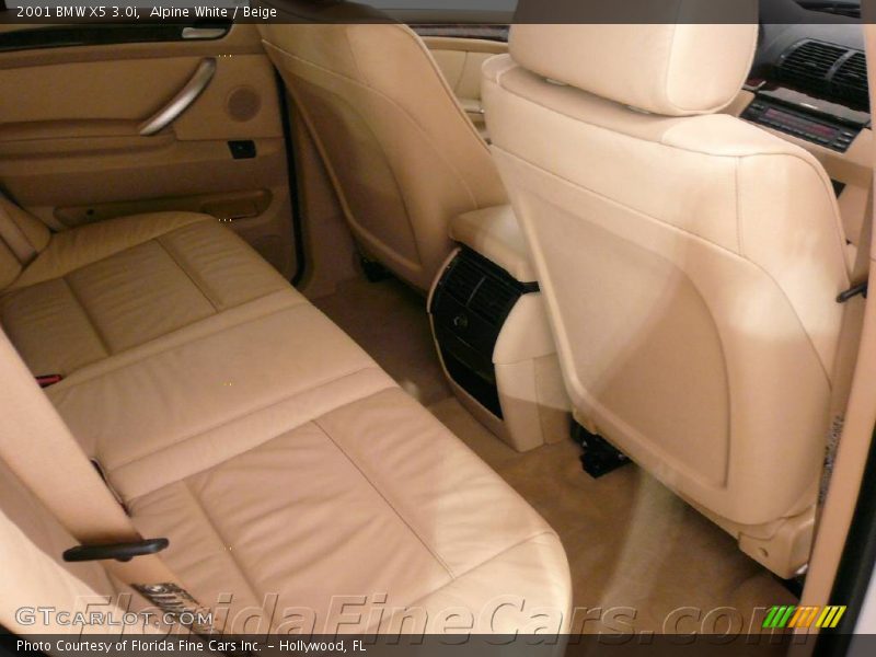 Alpine White / Beige 2001 BMW X5 3.0i