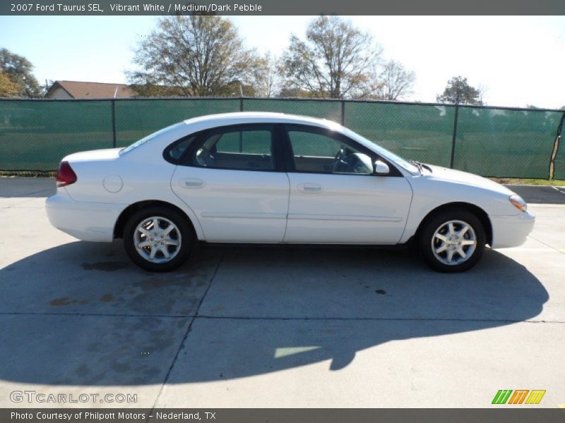 Vibrant White / Medium/Dark Pebble 2007 Ford Taurus SEL