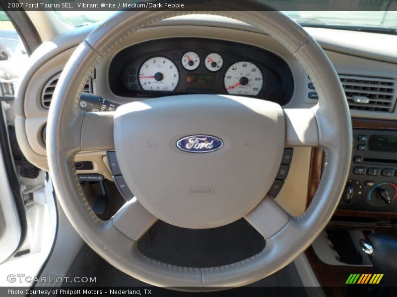 Vibrant White / Medium/Dark Pebble 2007 Ford Taurus SEL