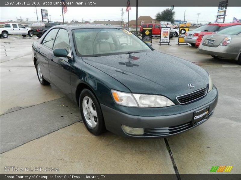 Wood Land Green Pearl / Ivory 1997 Lexus ES 300