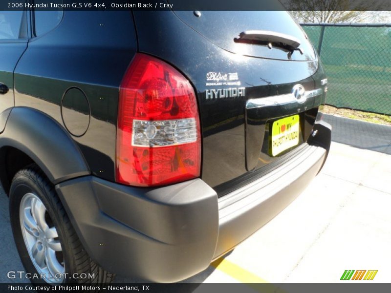 Obsidian Black / Gray 2006 Hyundai Tucson GLS V6 4x4
