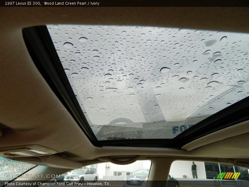 Wood Land Green Pearl / Ivory 1997 Lexus ES 300