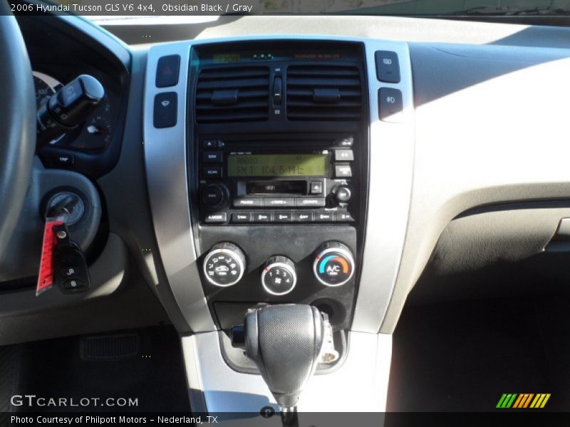 Obsidian Black / Gray 2006 Hyundai Tucson GLS V6 4x4