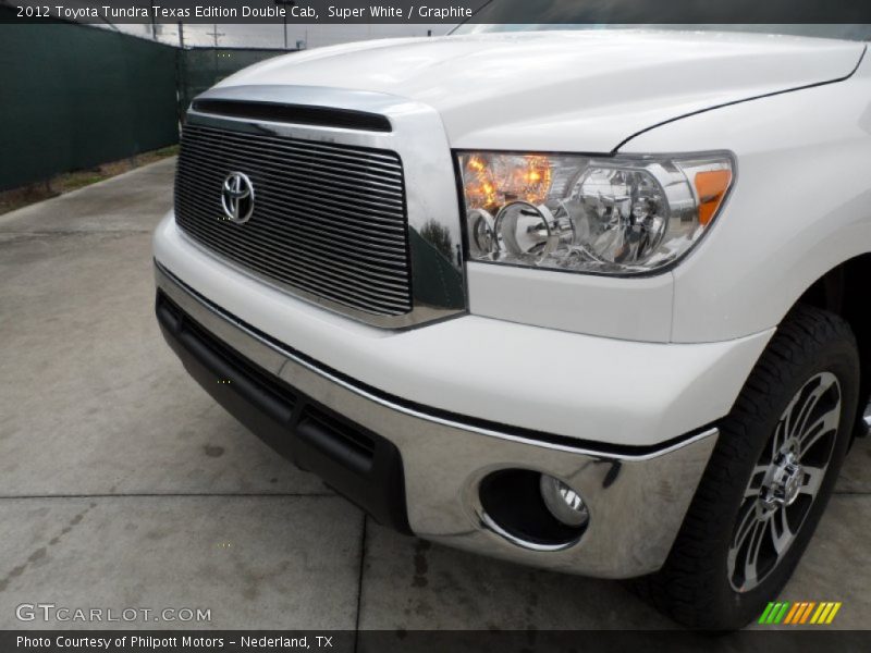 Super White / Graphite 2012 Toyota Tundra Texas Edition Double Cab