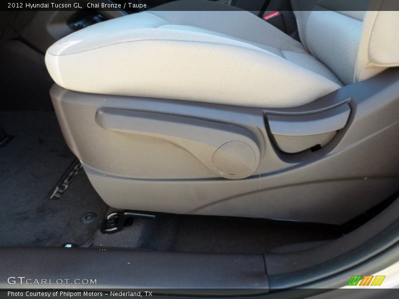 Chai Bronze / Taupe 2012 Hyundai Tucson GL
