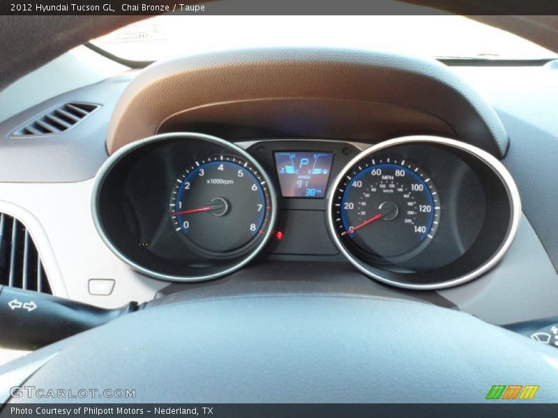 Chai Bronze / Taupe 2012 Hyundai Tucson GL