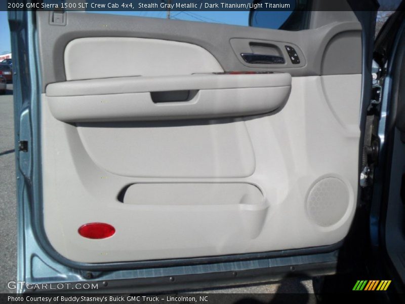 Door Panel of 2009 Sierra 1500 SLT Crew Cab 4x4