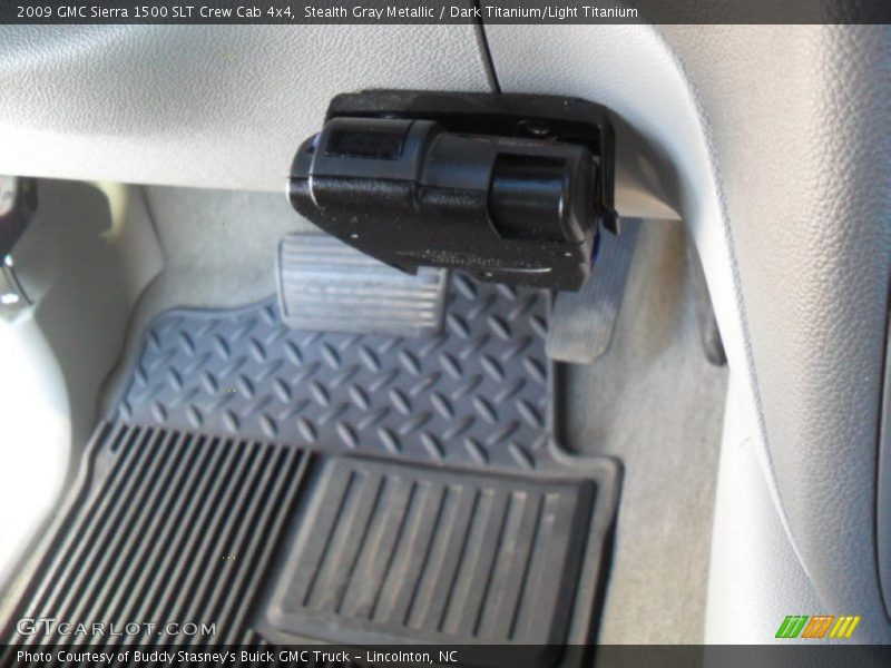 Stealth Gray Metallic / Dark Titanium/Light Titanium 2009 GMC Sierra 1500 SLT Crew Cab 4x4