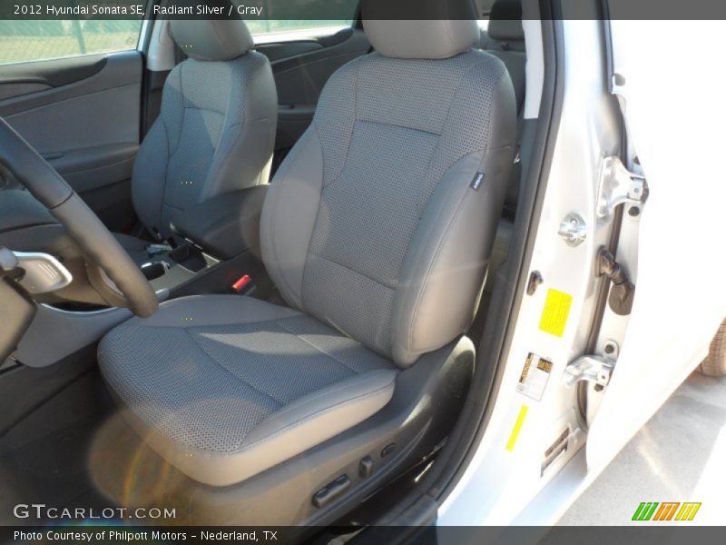 Radiant Silver / Gray 2012 Hyundai Sonata SE