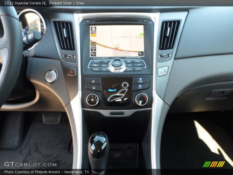 Radiant Silver / Gray 2012 Hyundai Sonata SE