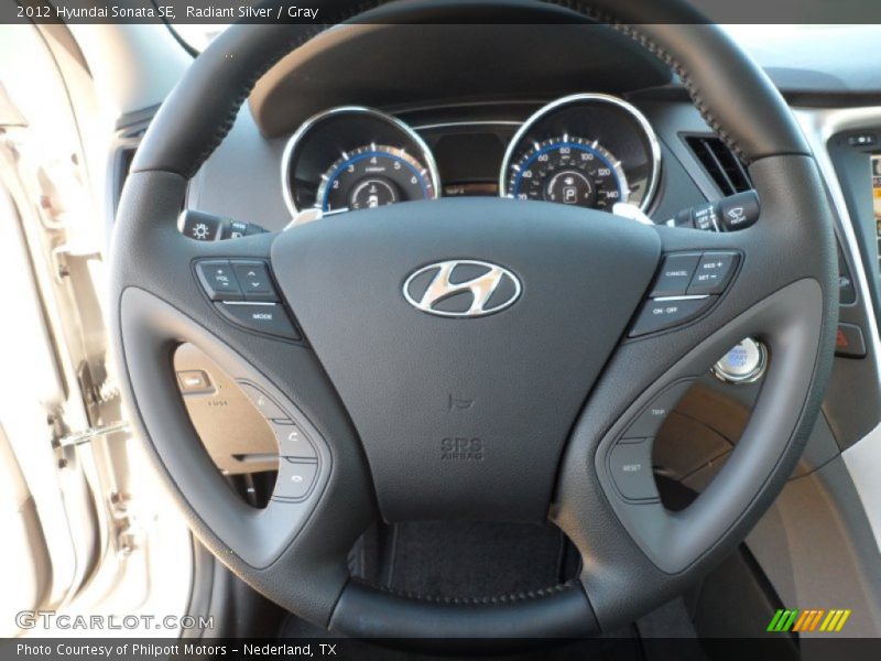 Radiant Silver / Gray 2012 Hyundai Sonata SE
