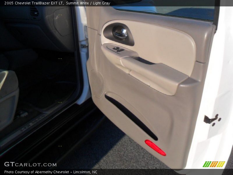 Summit White / Light Gray 2005 Chevrolet TrailBlazer EXT LT