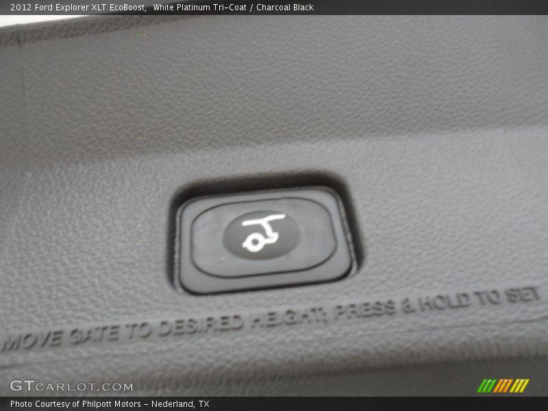 White Platinum Tri-Coat / Charcoal Black 2012 Ford Explorer XLT EcoBoost