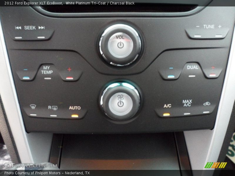 White Platinum Tri-Coat / Charcoal Black 2012 Ford Explorer XLT EcoBoost