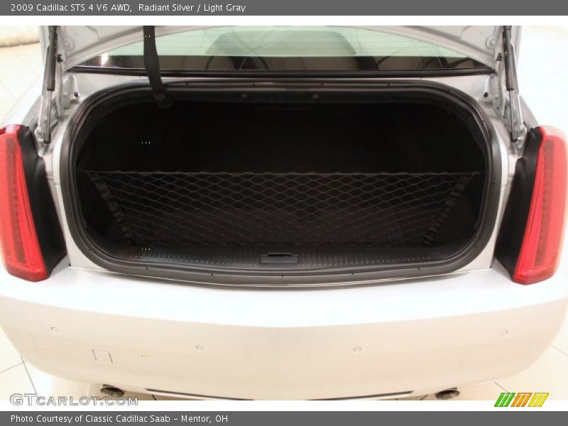  2009 STS 4 V6 AWD Trunk