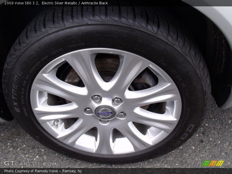 Electric Silver Metallic / Anthracite Black 2009 Volvo S80 3.2