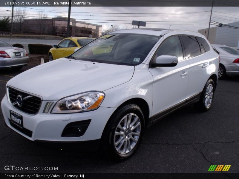 Ice White / Anthracite 2010 Volvo XC60 T6 AWD