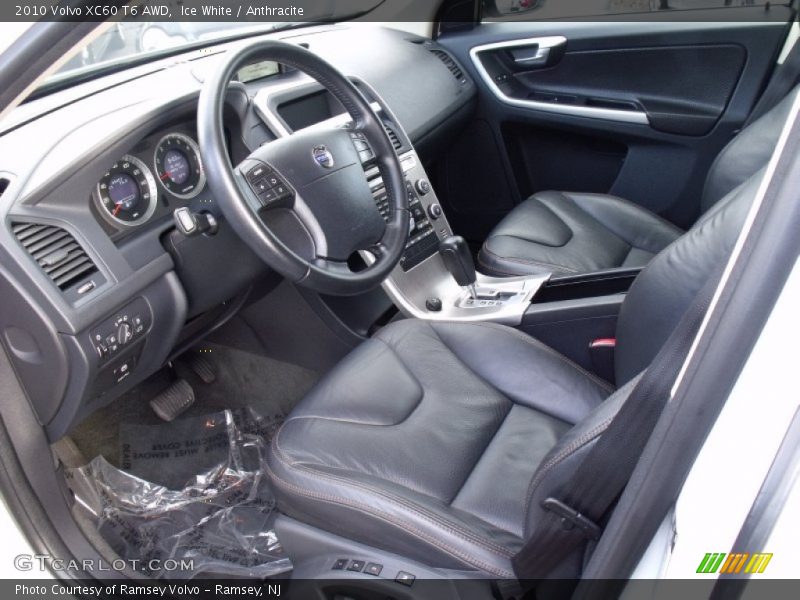 Ice White / Anthracite 2010 Volvo XC60 T6 AWD