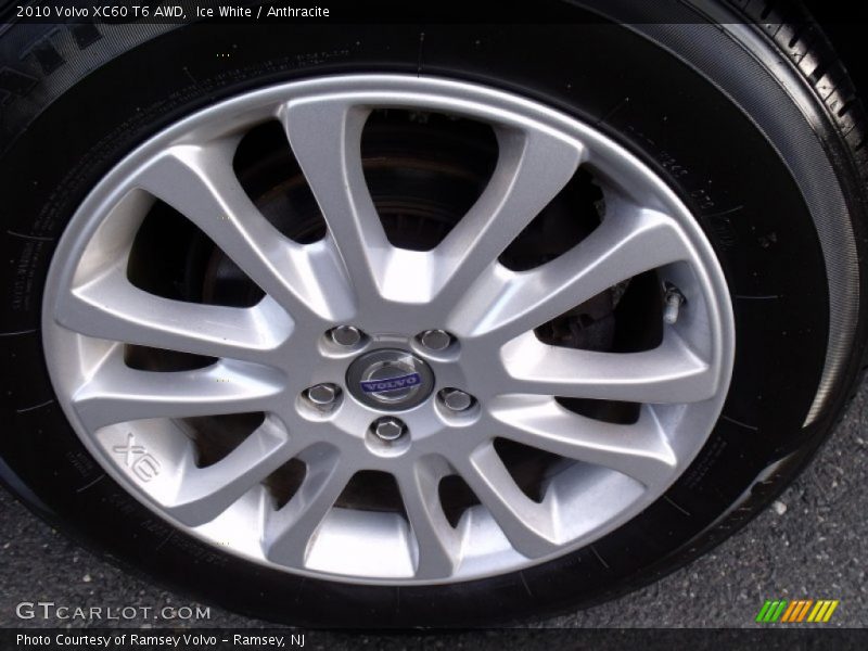 Ice White / Anthracite 2010 Volvo XC60 T6 AWD