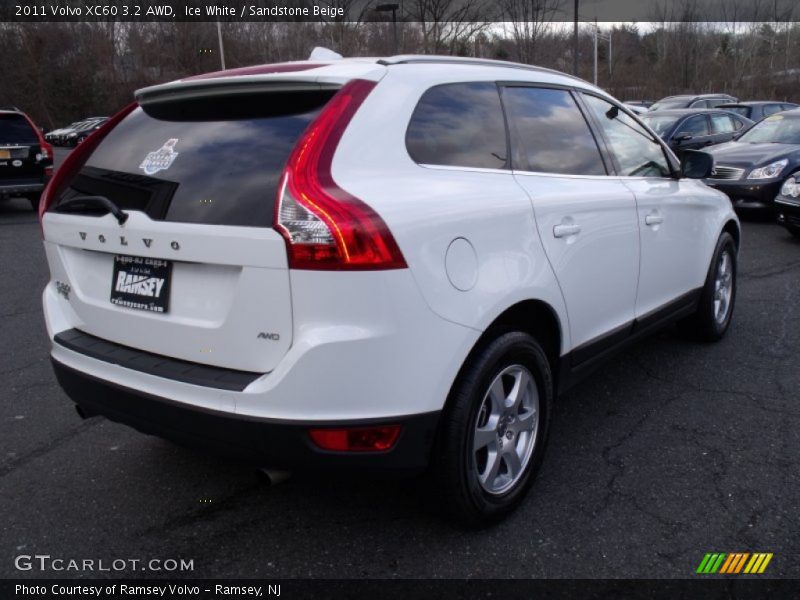 Ice White / Sandstone Beige 2011 Volvo XC60 3.2 AWD