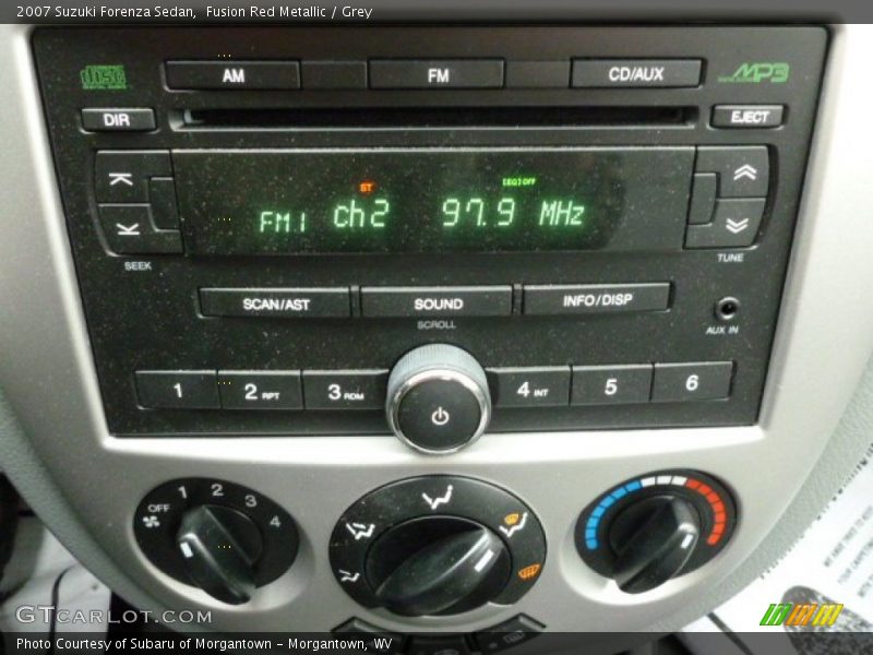 Fusion Red Metallic / Grey 2007 Suzuki Forenza Sedan