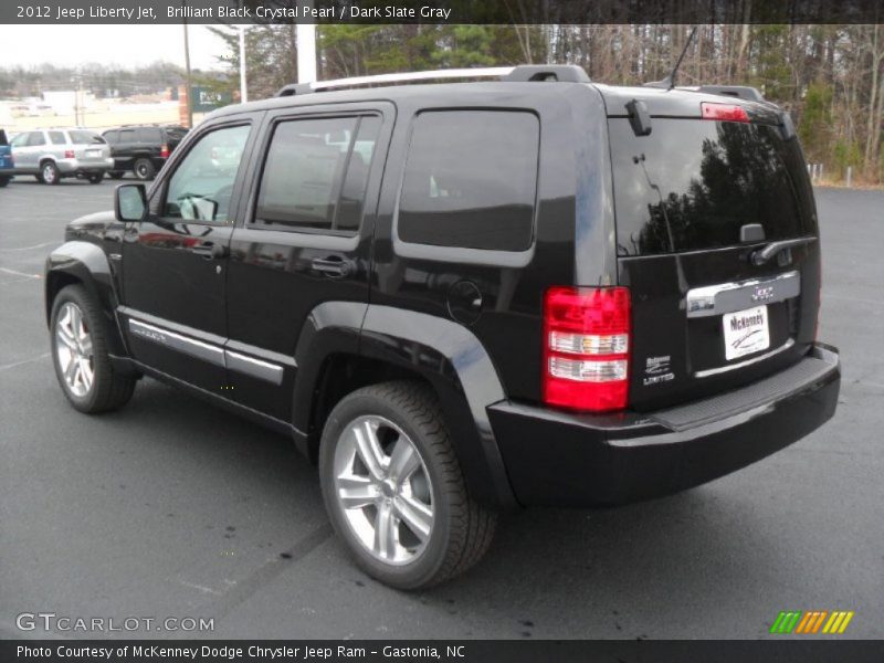 Brilliant Black Crystal Pearl / Dark Slate Gray 2012 Jeep Liberty Jet