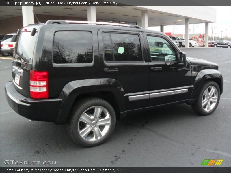 Brilliant Black Crystal Pearl / Dark Slate Gray 2012 Jeep Liberty Jet